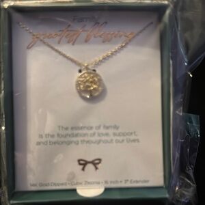 Gold Textured Pendant Necklace Elegant Jewelry